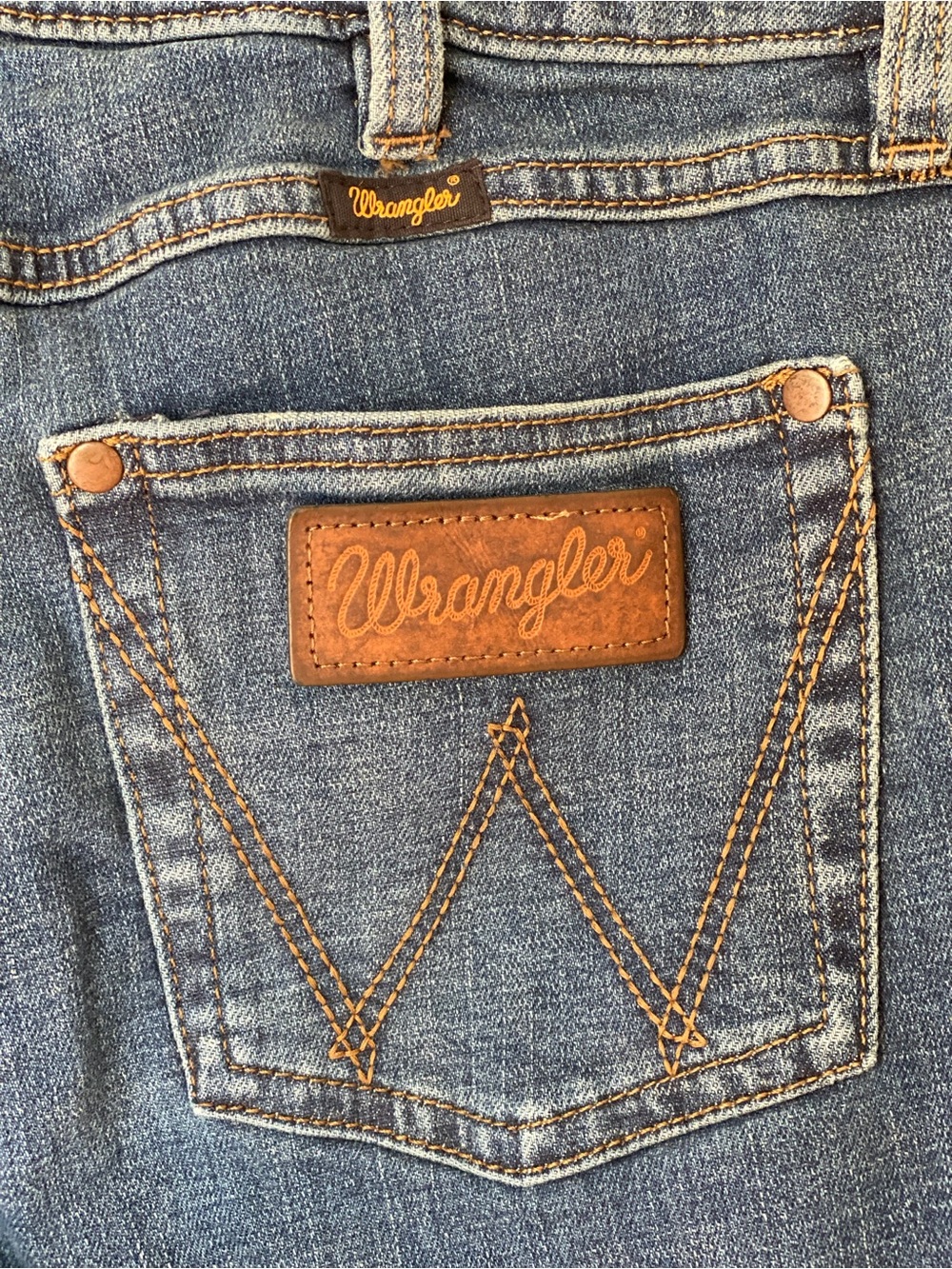 Women’s Wrangler High-Rise Dark Blue Bell-Bottom Jeans - Picture 6 of 6